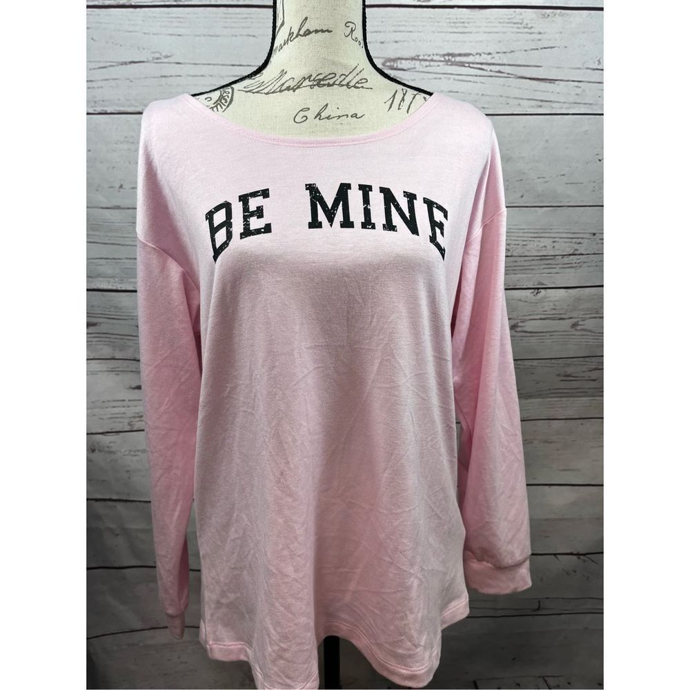 VERSONA Pink BE MINE Graphic Sweatshirt Long Sleeve Crew Neck Women's Medium